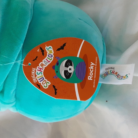 8" Squishmallows- Rocky with Leon the Monster hoodie/costume, NWT - Picture 4 of 6